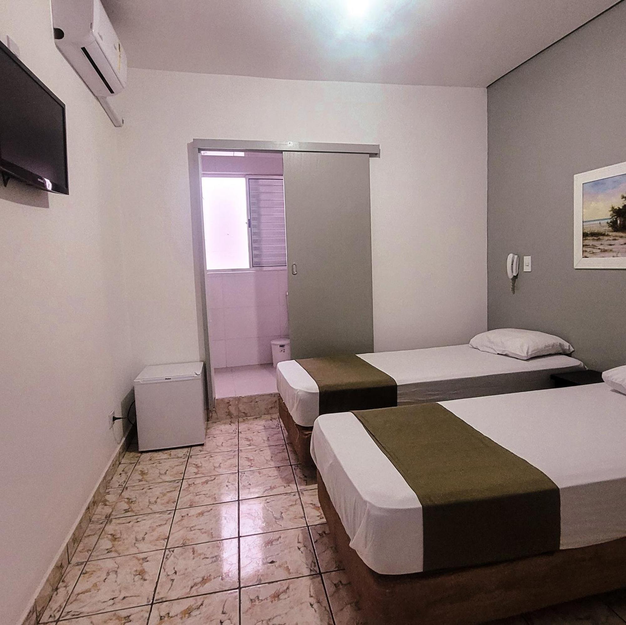 Hotel Dona Lu เซาเปาโล ภายนอก รูปภาพ